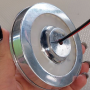 Fitting the aluminium disc by hand